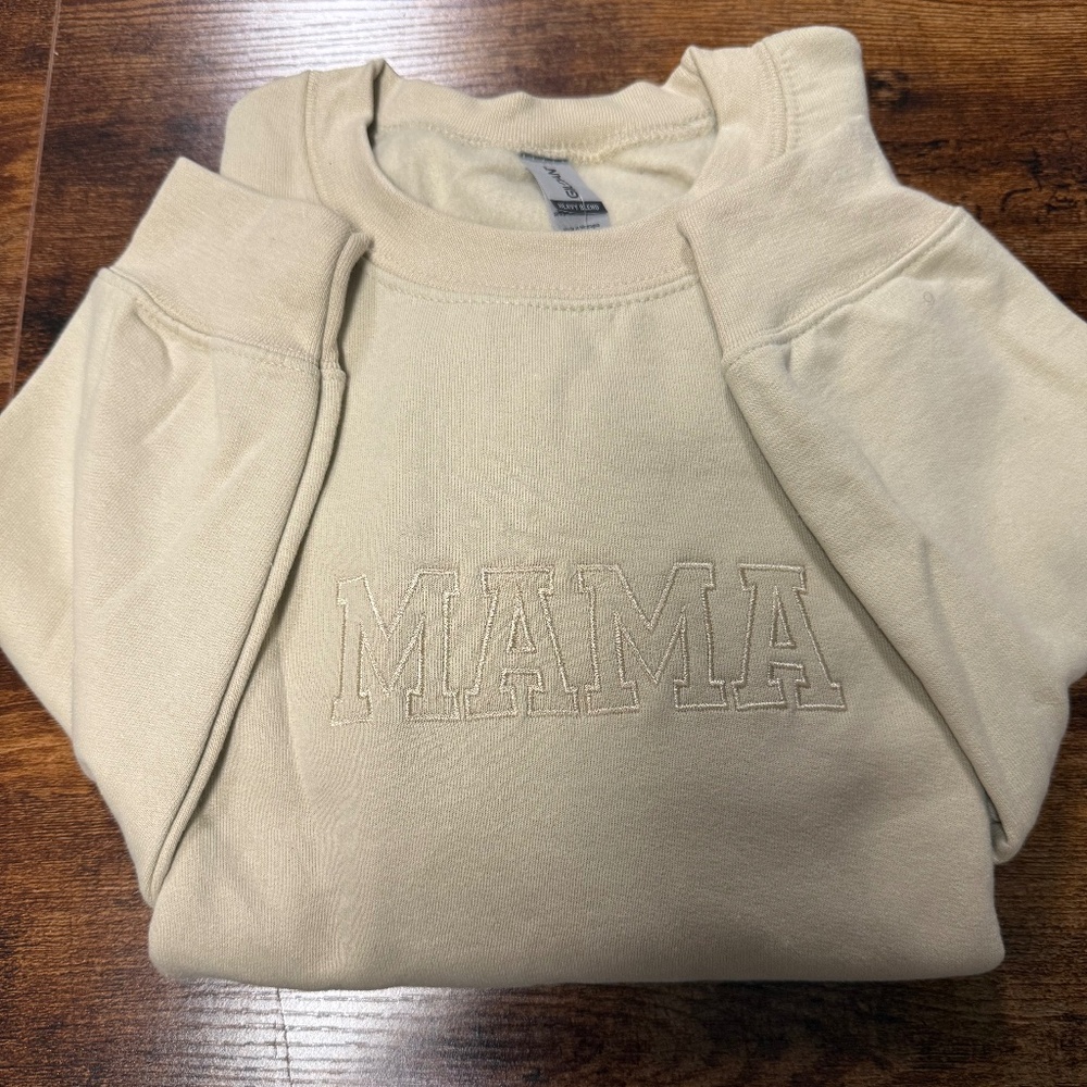 Mama Embroidered Sweatshirt
